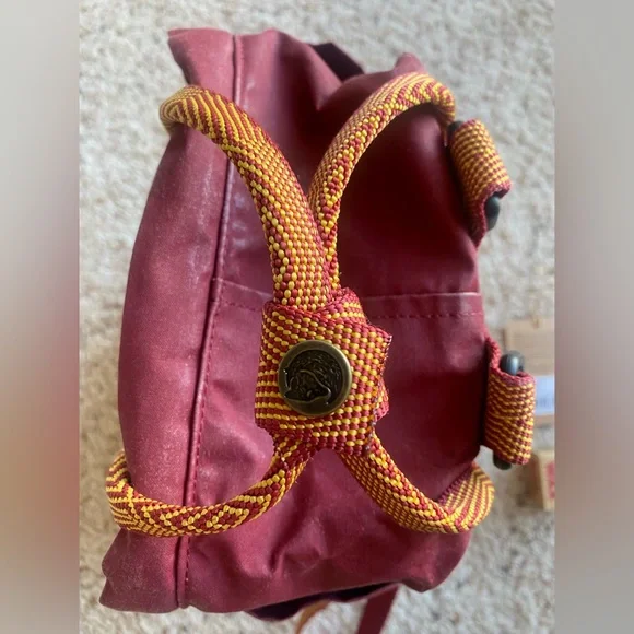 Kanken Mini Backpack Ox Red Goose Eye + Wax - Picture 5 of 7